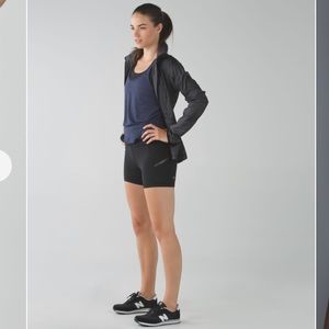 Lululemon What the Sport Short, size 6